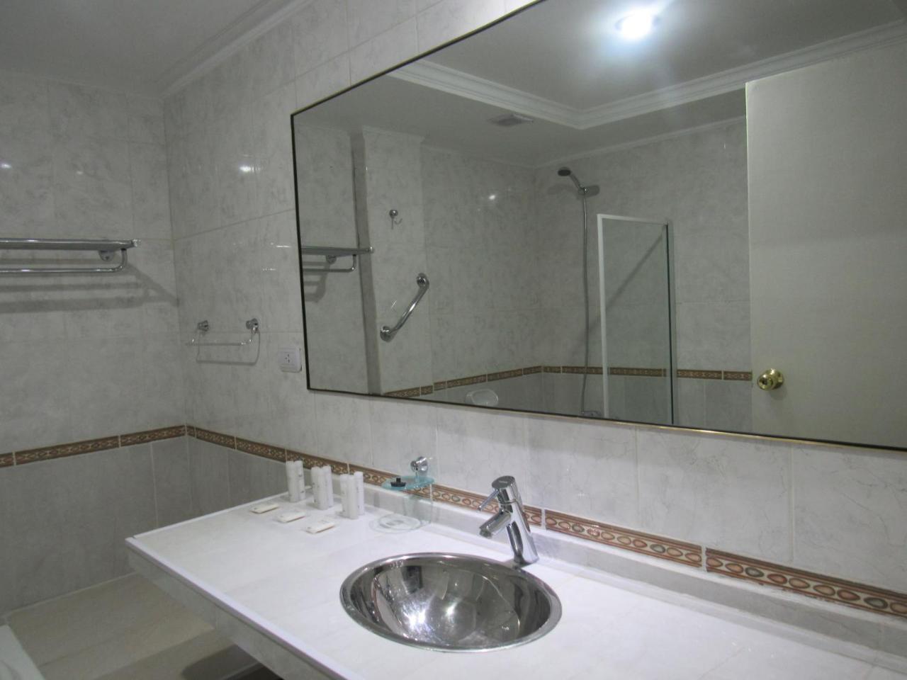 Hotel Caleta Olivia Εξωτερικό φωτογραφία